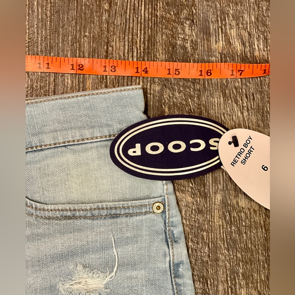 Scoop Retro Distressed High Rise Boy Short, NWT, 3.5” inseam, size 6 - Picture 5 of 10